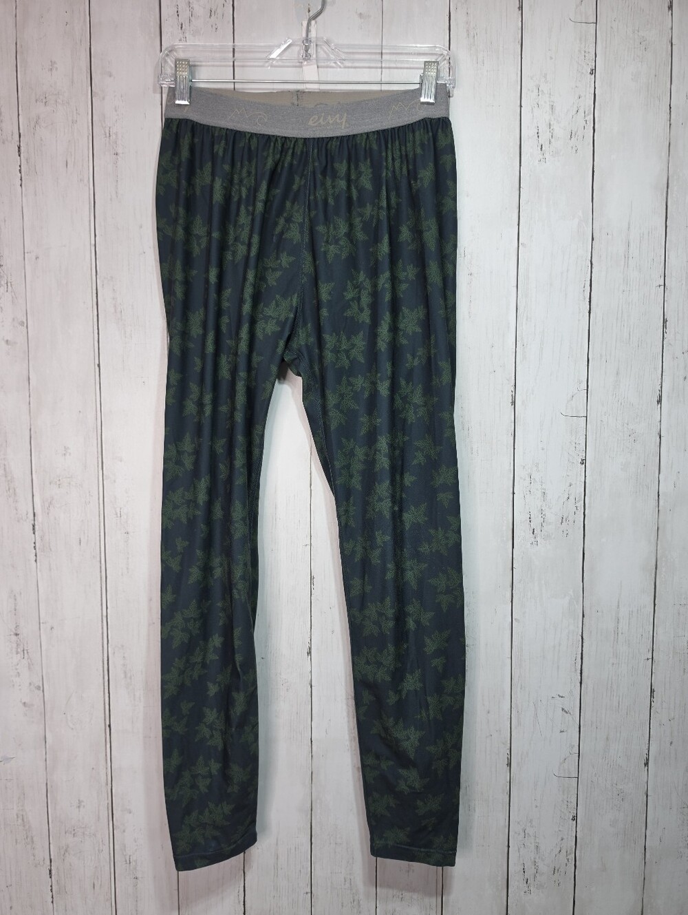 Eivy Women's Leaf Print Leggings Base Layer Recycled GRS Size Small/Medium.